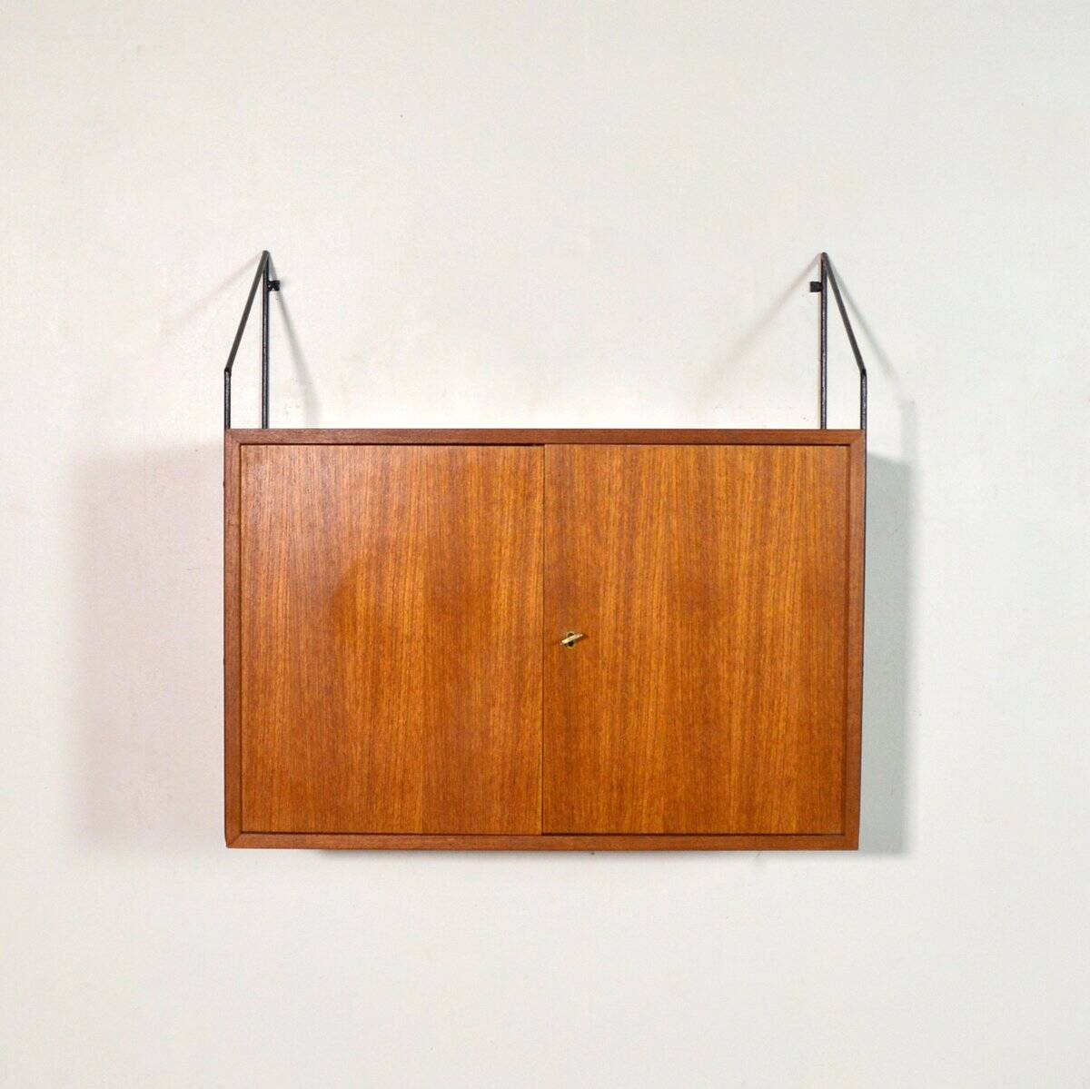 Scandinavian Design Wall System in Teak WHB Vintage 1960