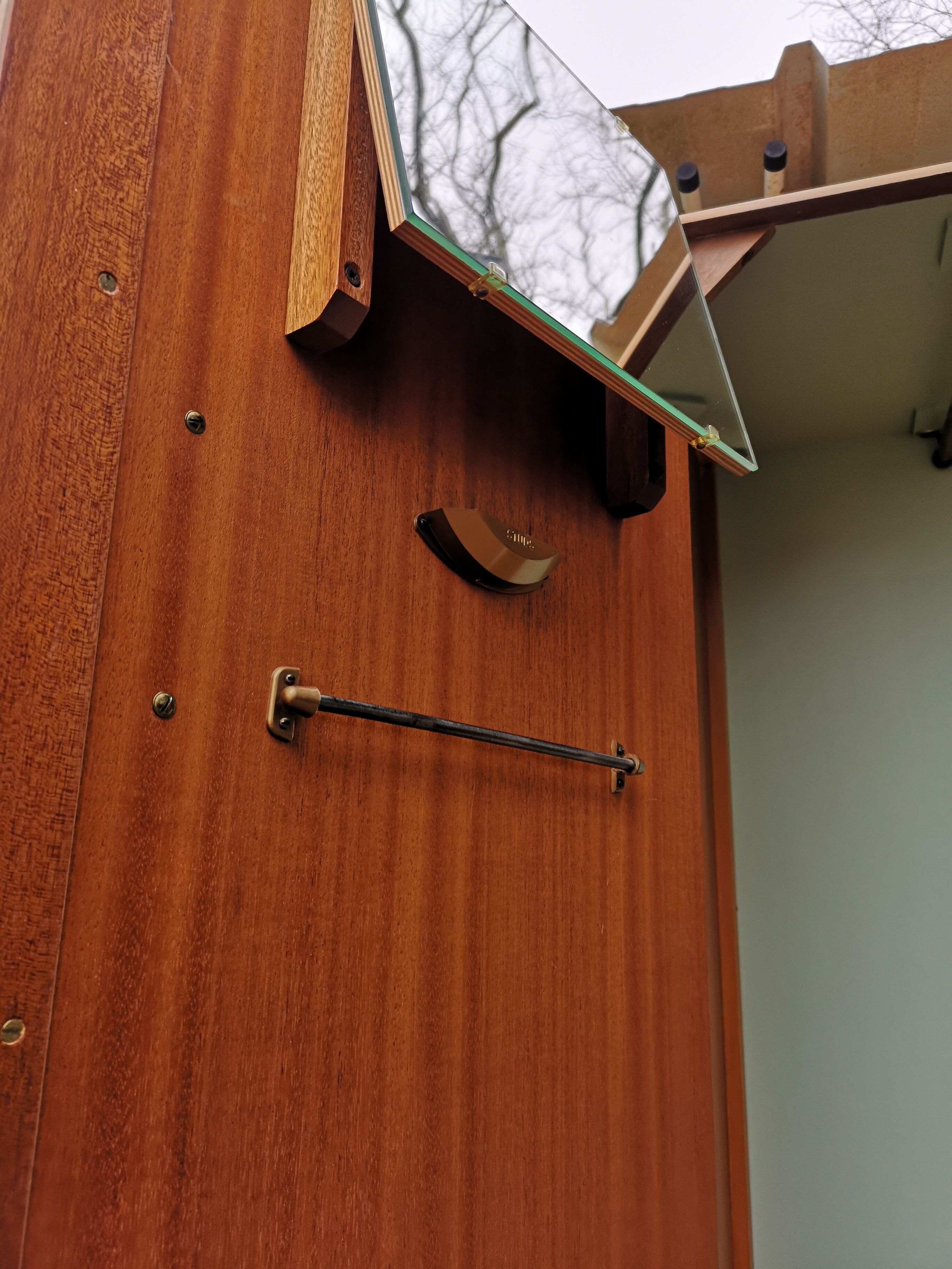 English wardrobe 60