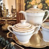 Coffee/tea pot, milk jug and sugar bowl