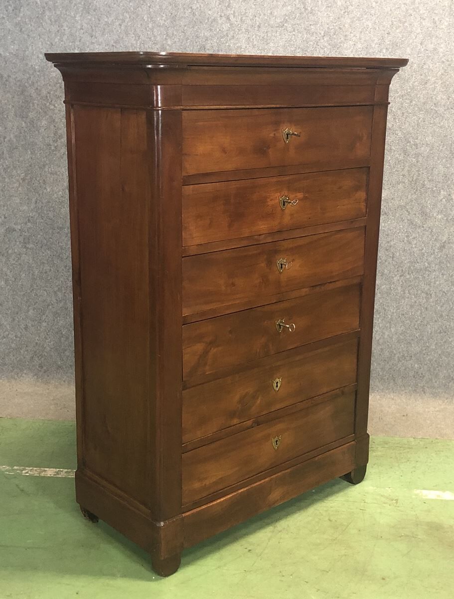 Cherry chiffonier 19th century