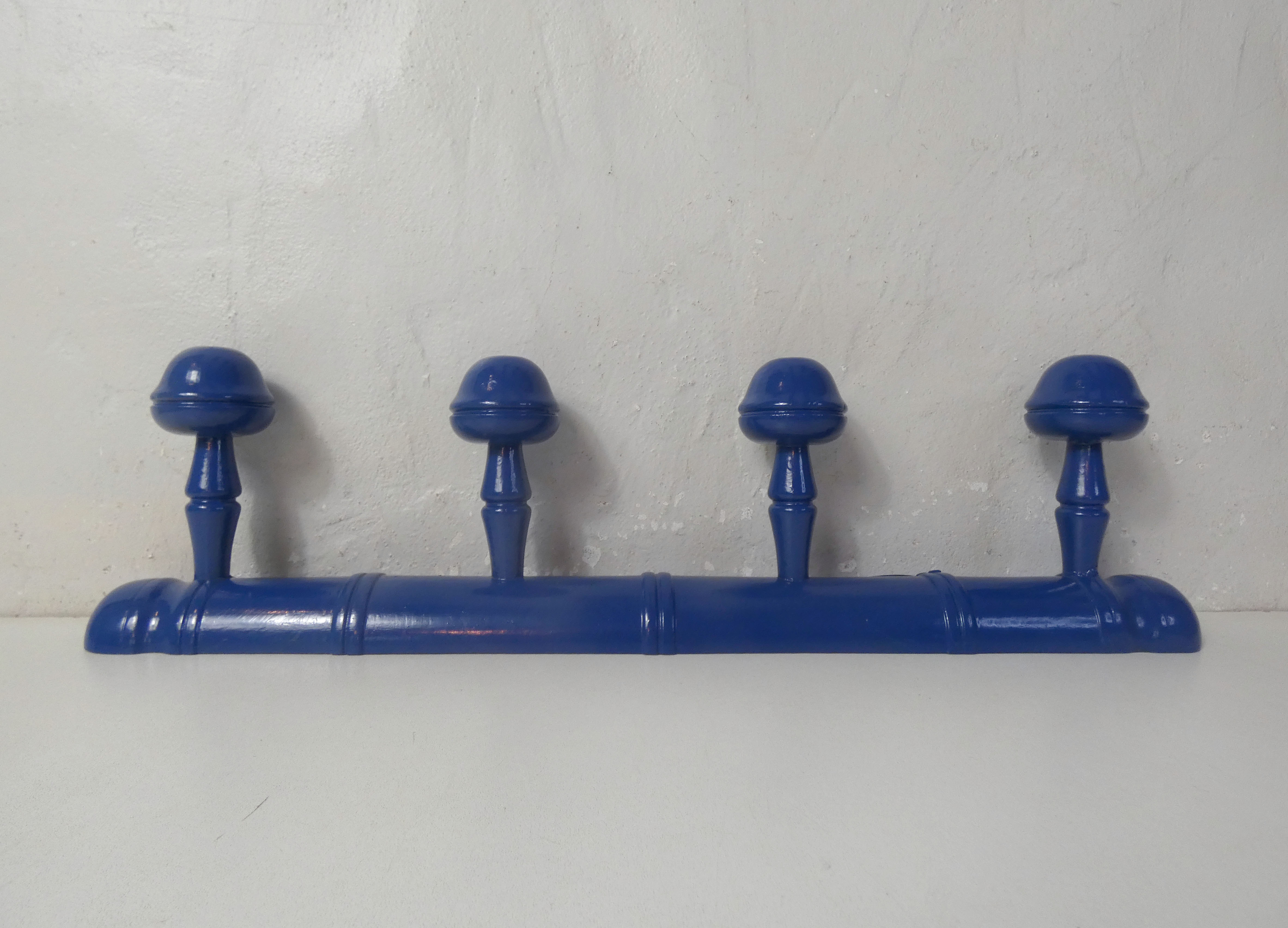 Coat rack 4 vintage hooks