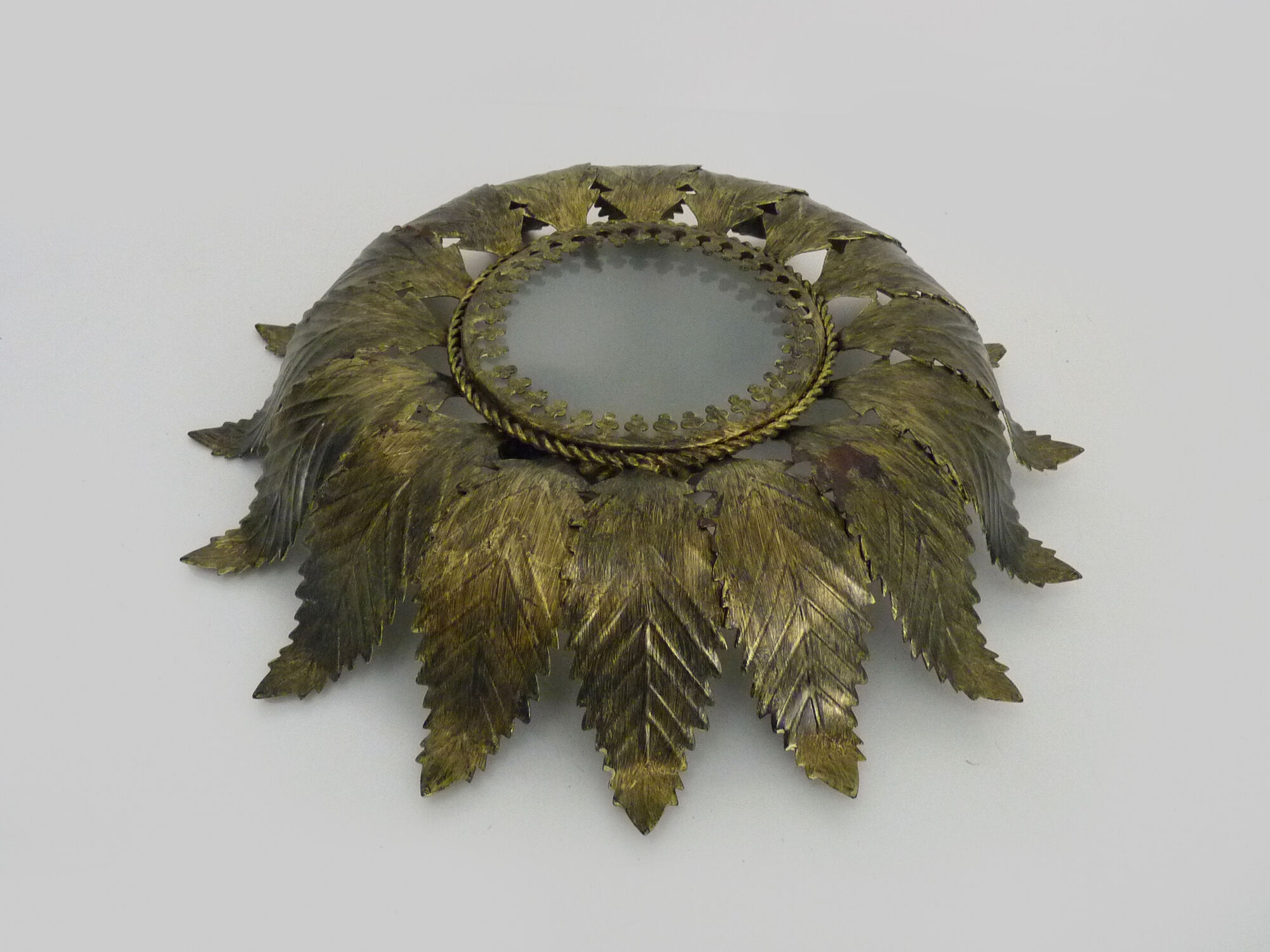 Sun ceiling lamp, double light gilded metal foliage, year 70