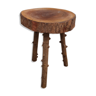 Tabouret tripode brutaliste