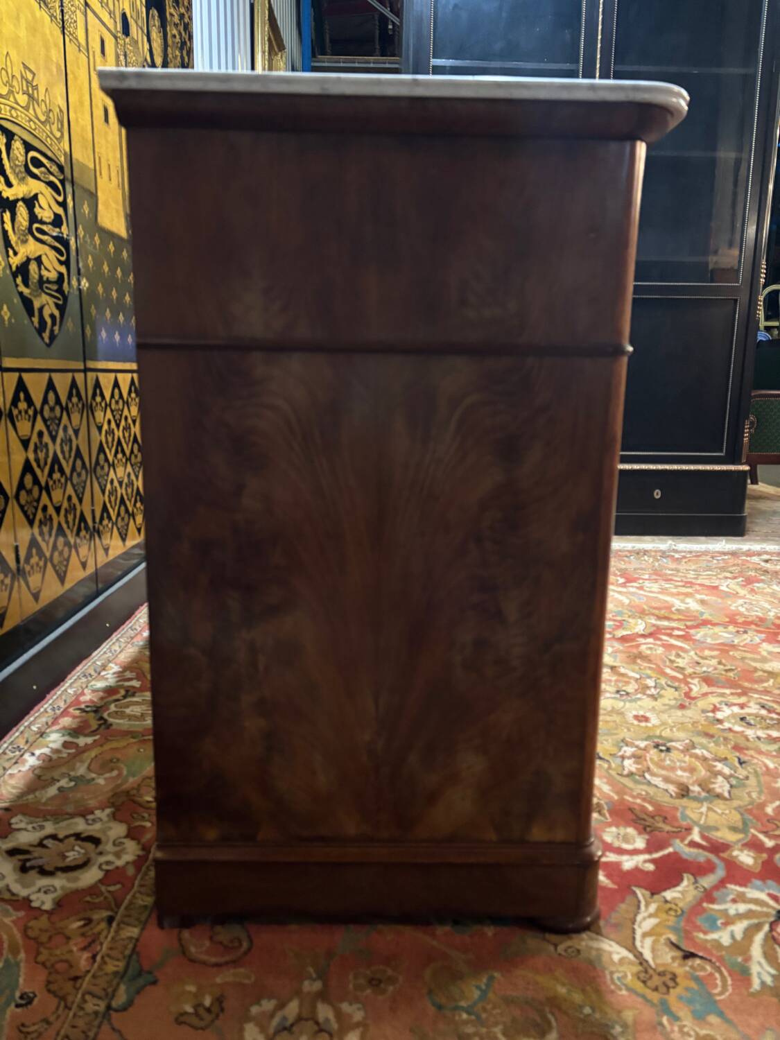 Louis Philippe chest of drawers/secretary