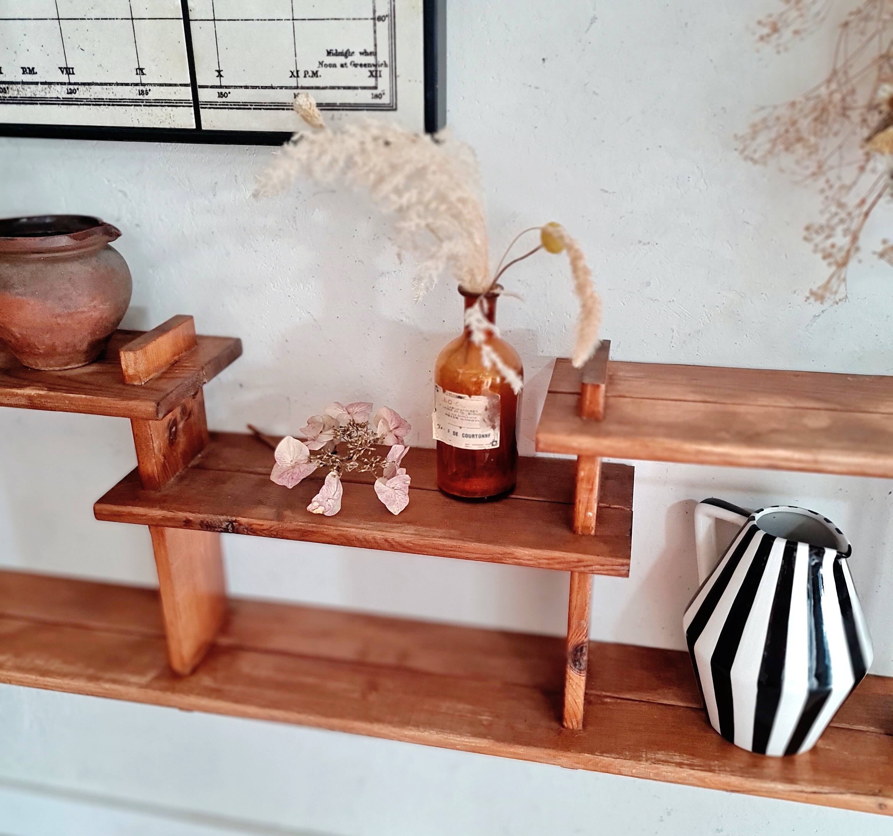 Etagère murale ancienne en bois