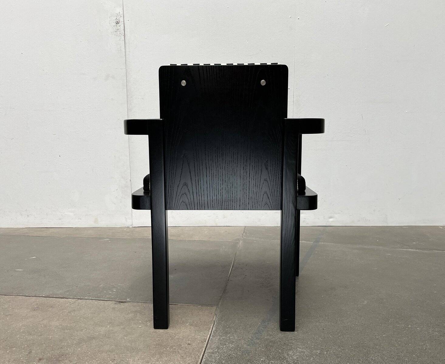 Set of German armchairs model D51 Fagus with Bauhaus patterned cushion by Walter Gropius for Tecta.