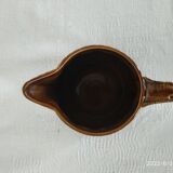 Wine pitcher