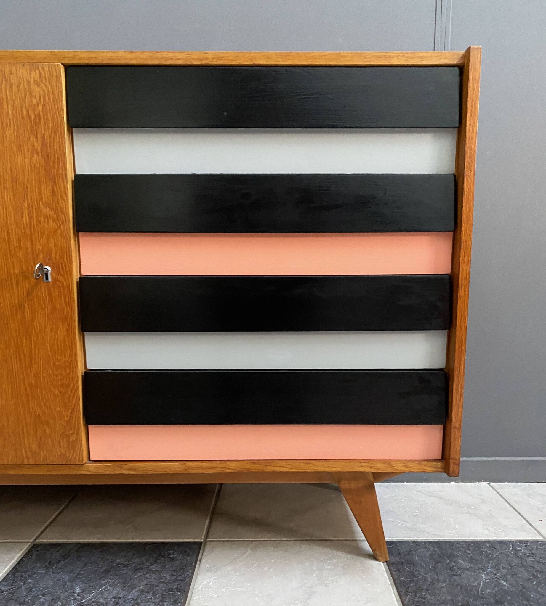 Pink Jiri Jiroutek U458 sideboard 1960s for Interier Praha