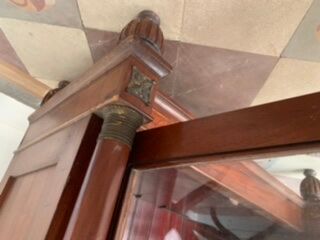 Antique mahogany showcase, early 20th century