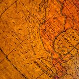 Mappemonde vintage, planisphère lumineux ancien, globe terrestre