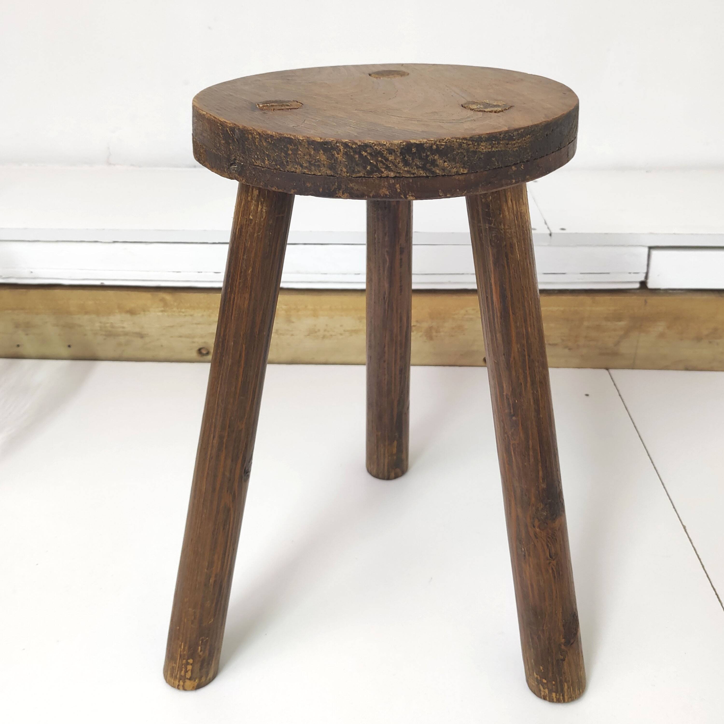 Solid wood farmhouse tripod stool