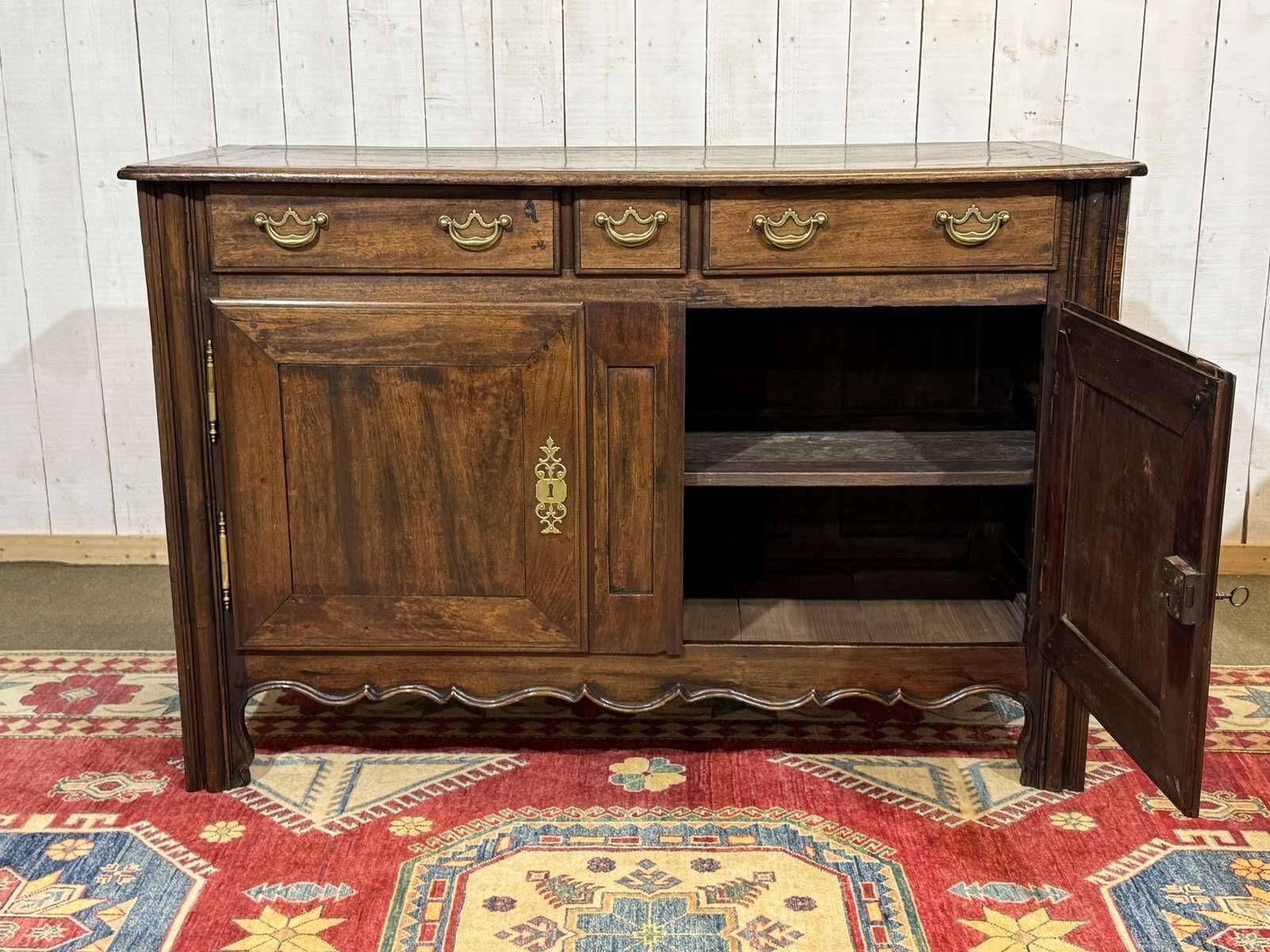 Malouin buffet in mahogany and poplar from the 19th century