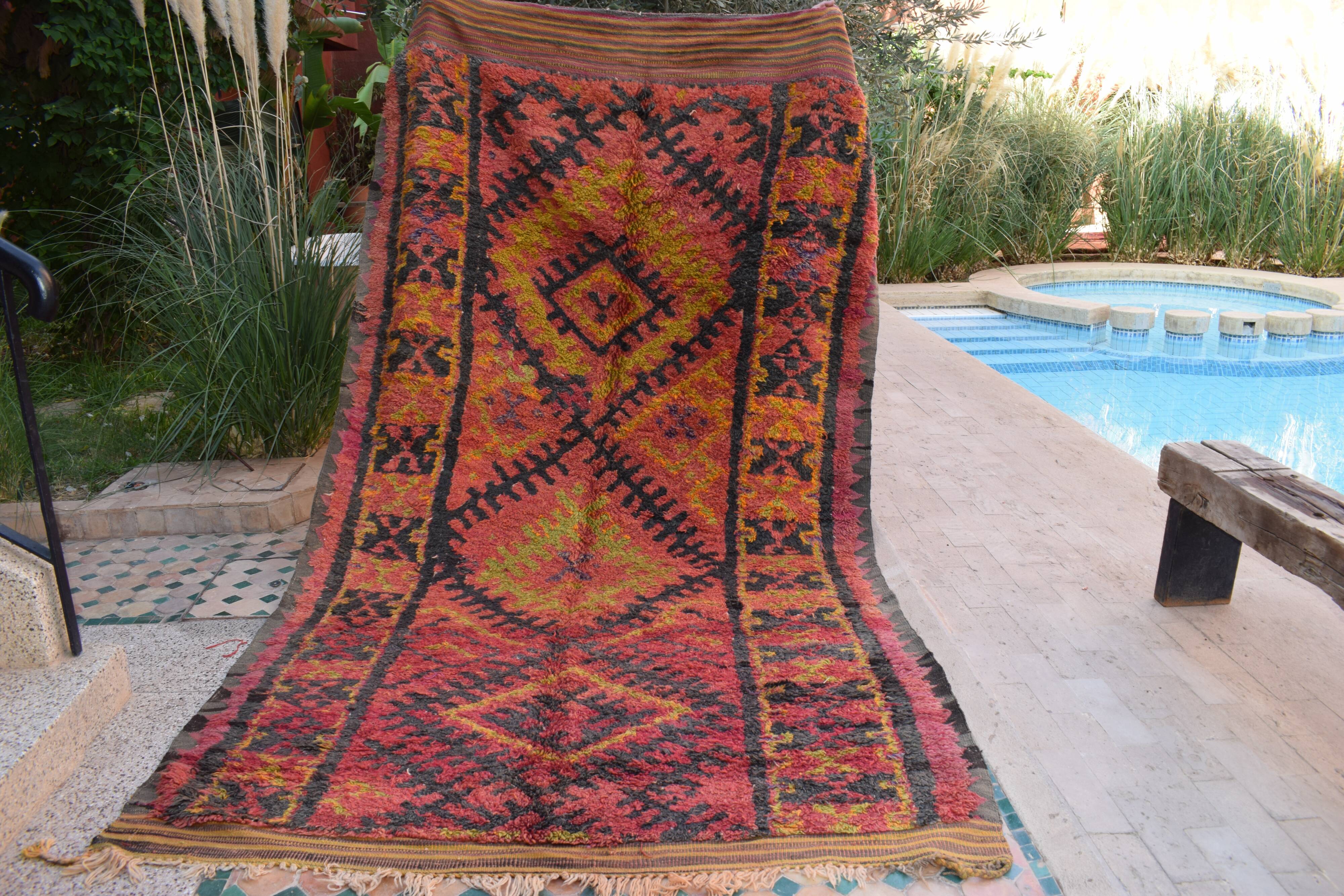 Berber rug Moroccan vintage Atlas