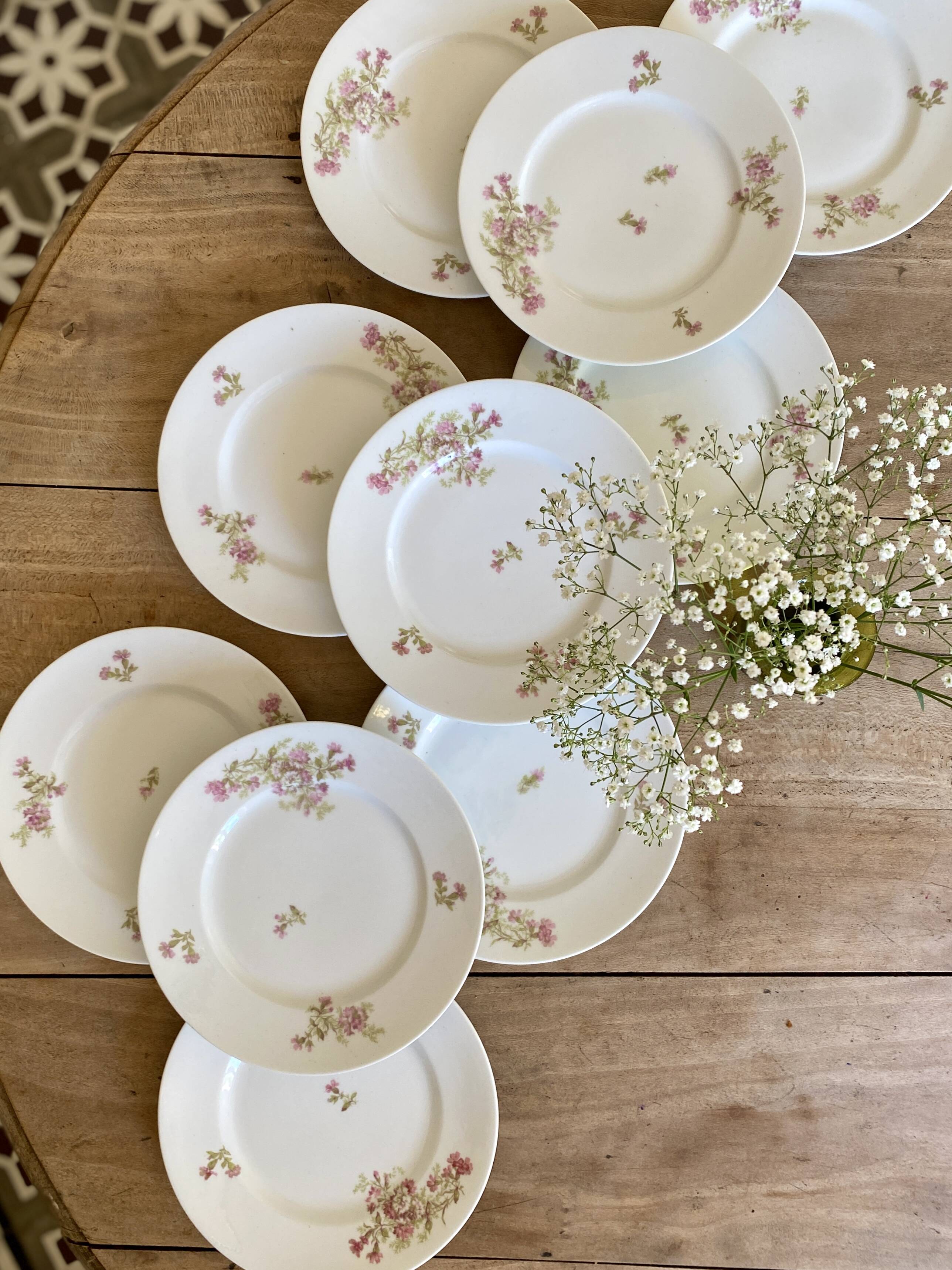 Lot de 10 assiettes à dessert vintage en porcelaine