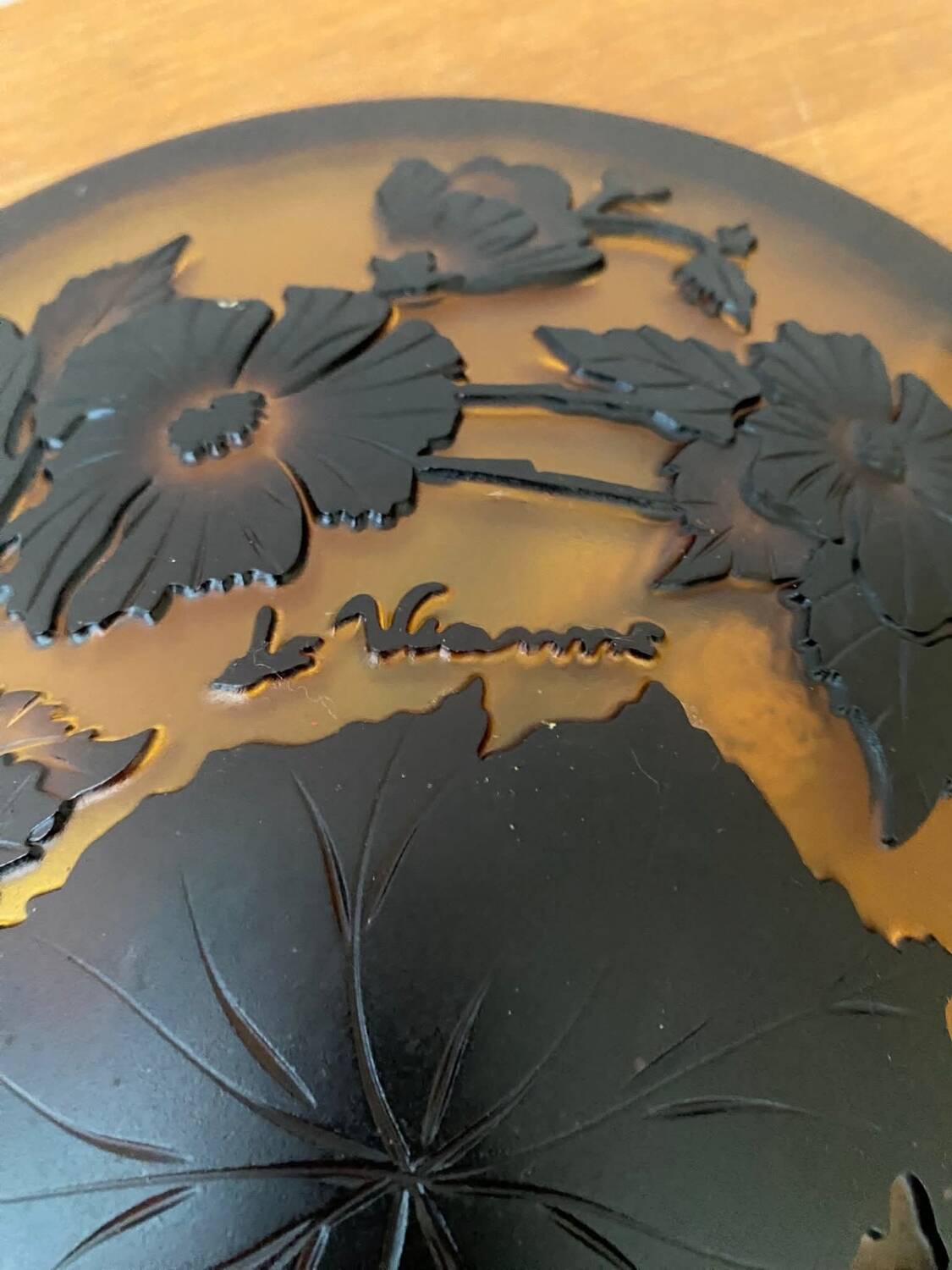 Art Nouveau 1-light basin pendant light signed by Vianne in glass paste