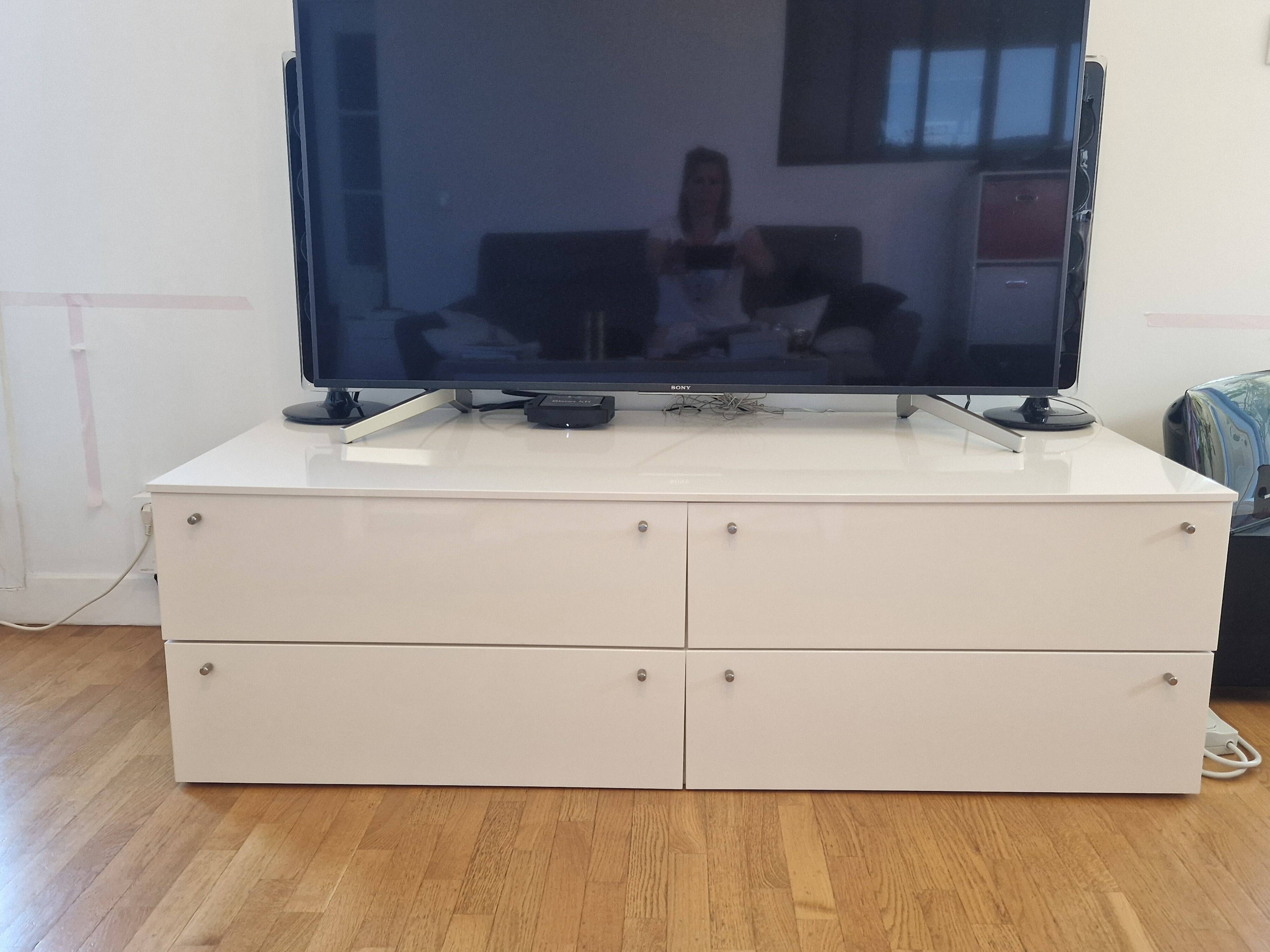 Ligne Roset TV unit, glossy white