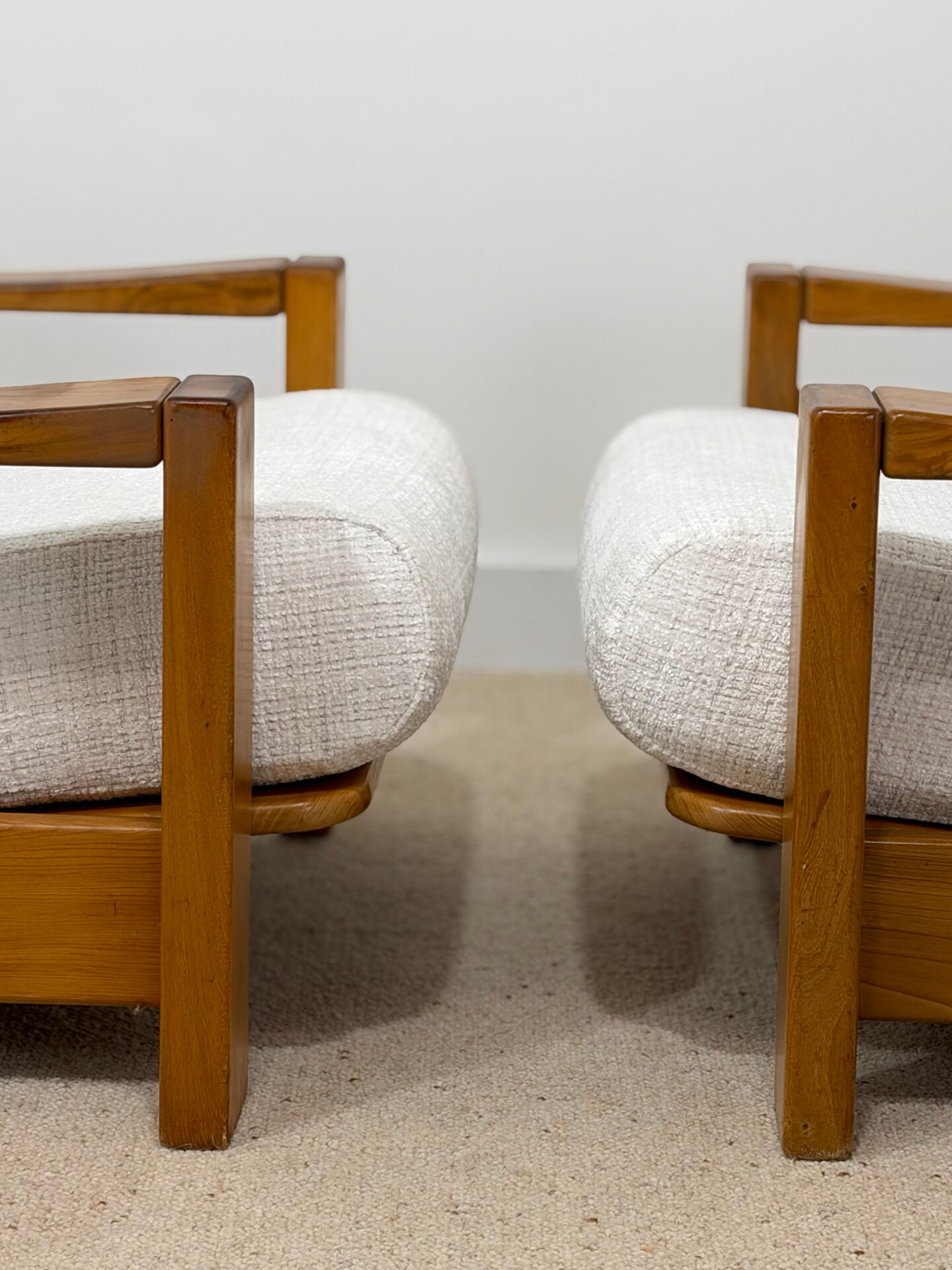 Pair of vintage armchairs in solid wood – new white fabric