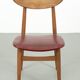 Chaise vintage avec simili cuir rouge