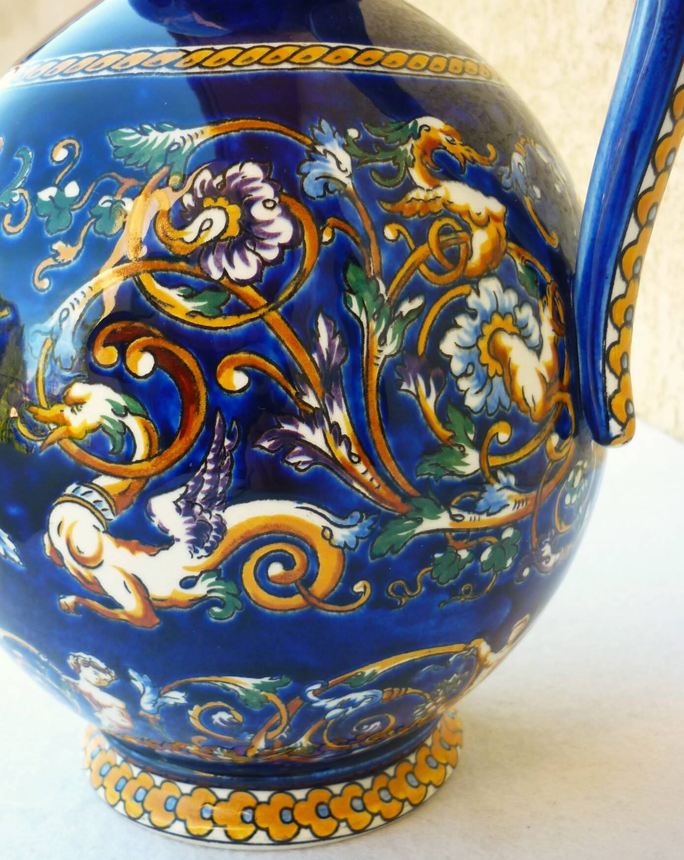 Large pitcher vase, Gien earthenware, Renaissance model, 1940s/50s.