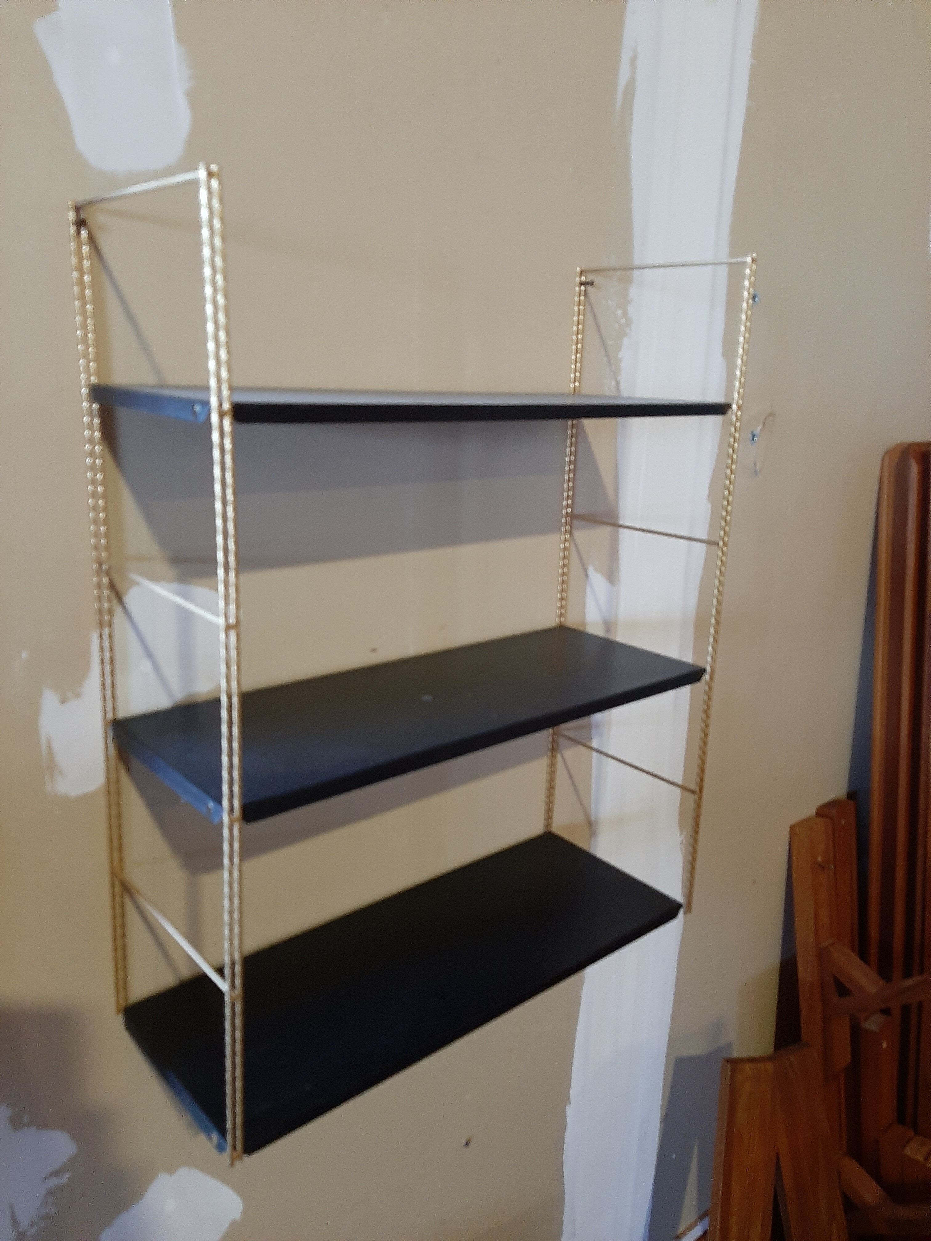 Étagère string modulable années 50
