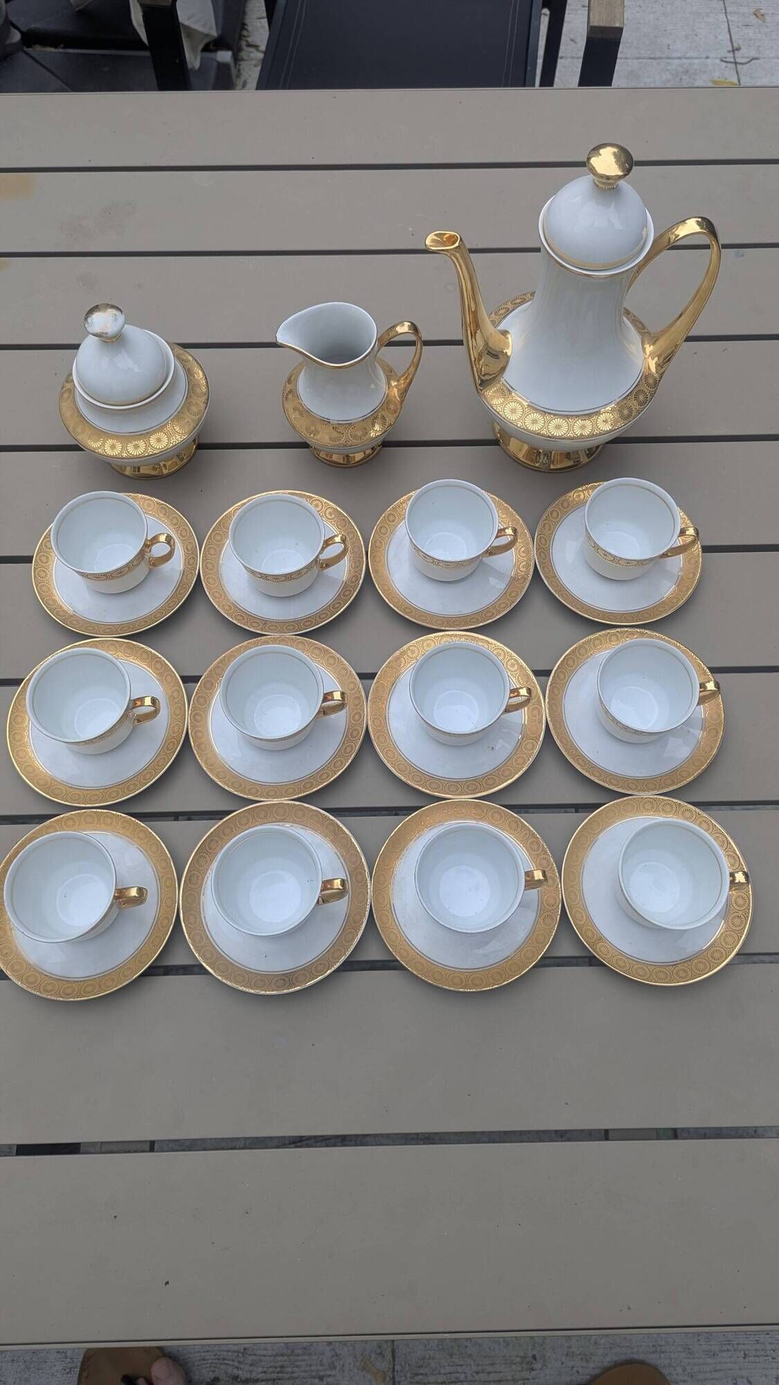 Coffee service – Vintage porcelain gilded with gold – Porcelena Silvestre