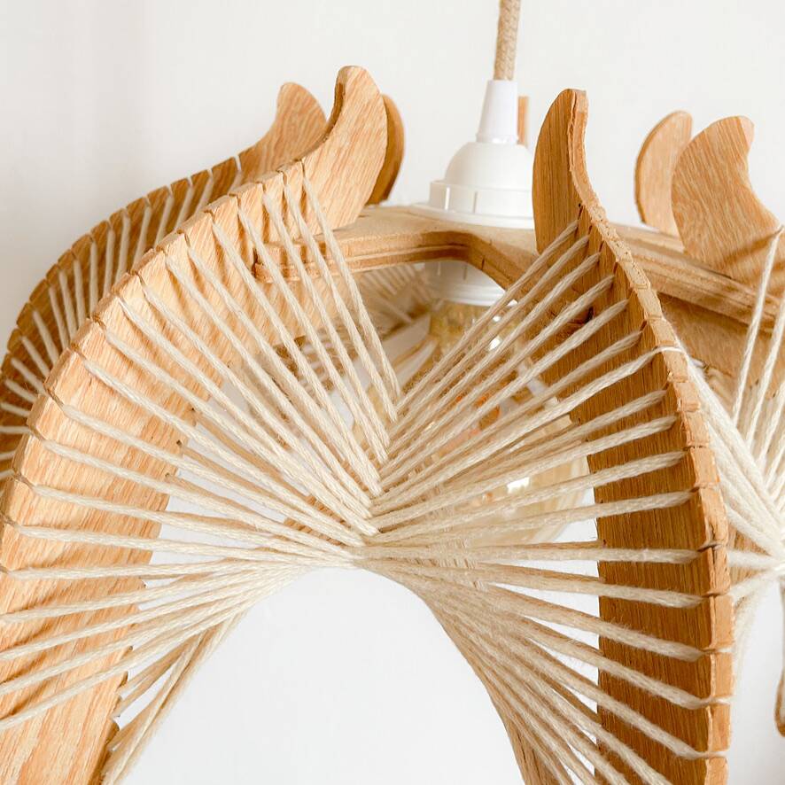 Suspension vintage en fil et bois