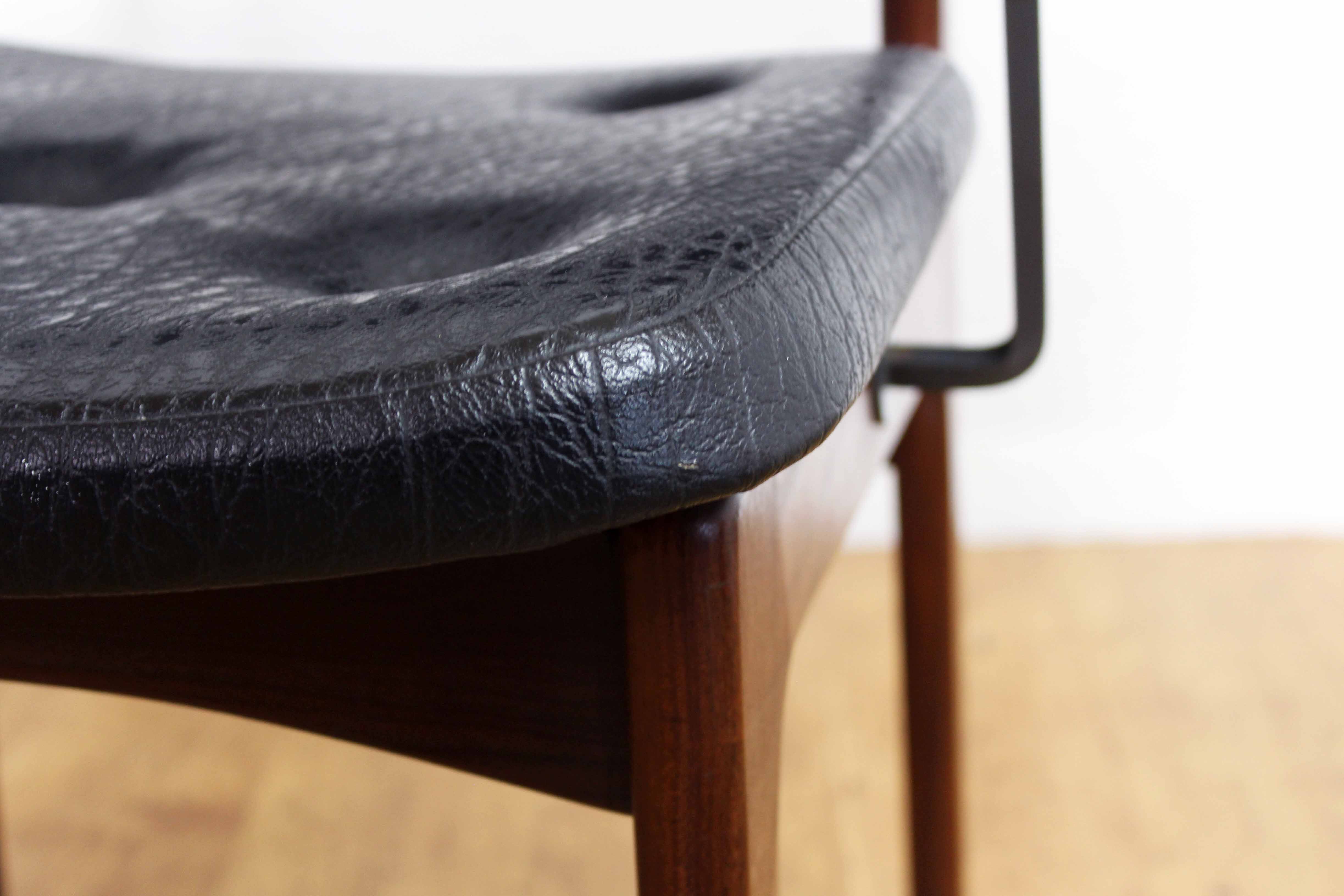 Scandinavian armchair 70s