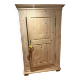 Antique bonnetière