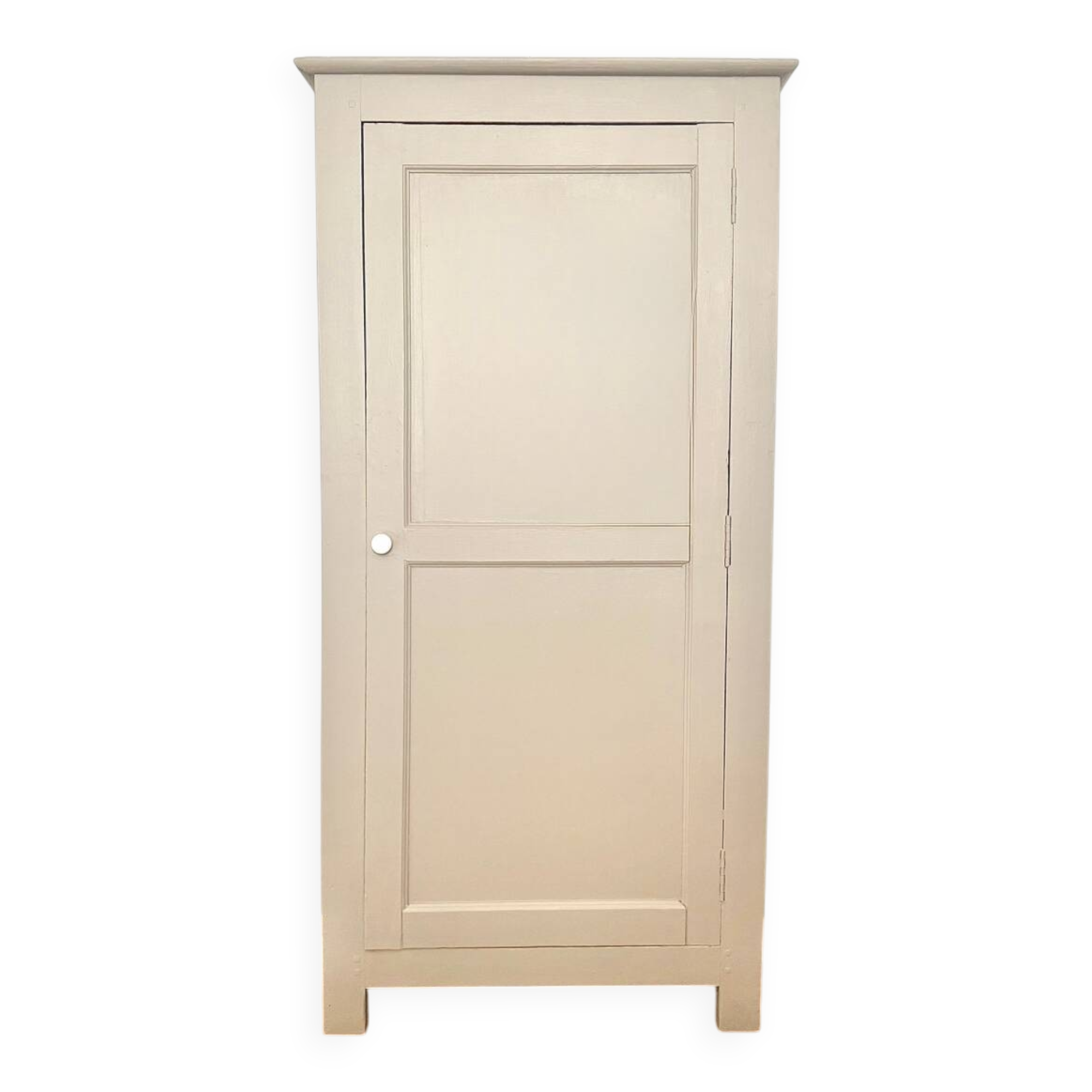 Small Parisian Wardrobe