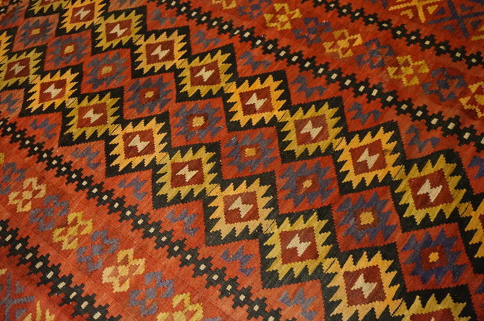 Kilim carpet 200 x 282 cm