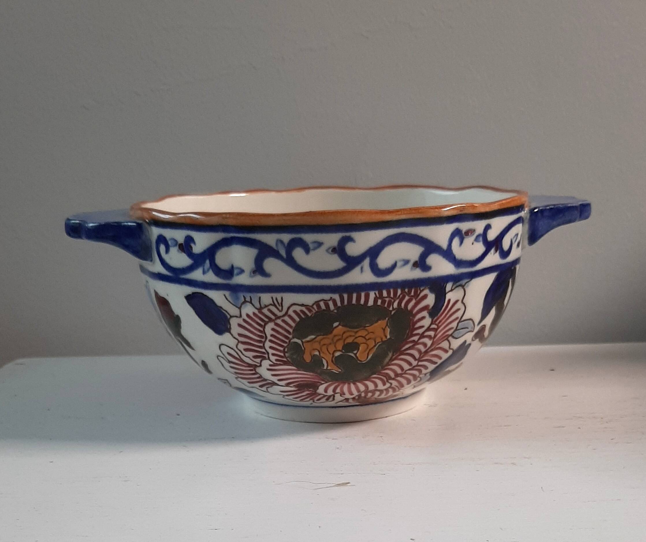 Gien earthenware bowl with peony decoration