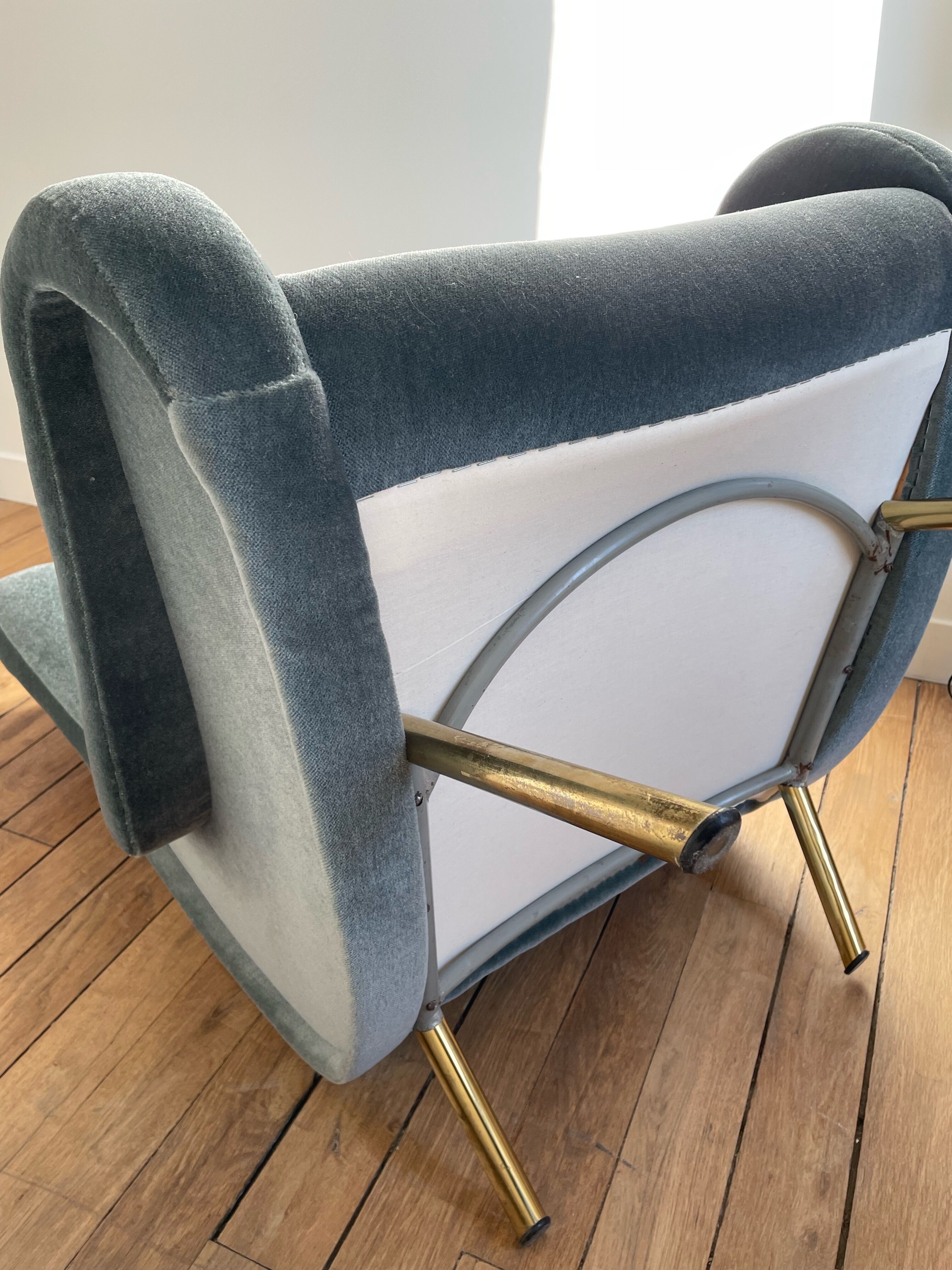 Model armchair "Senior" by Marco Zanuzo