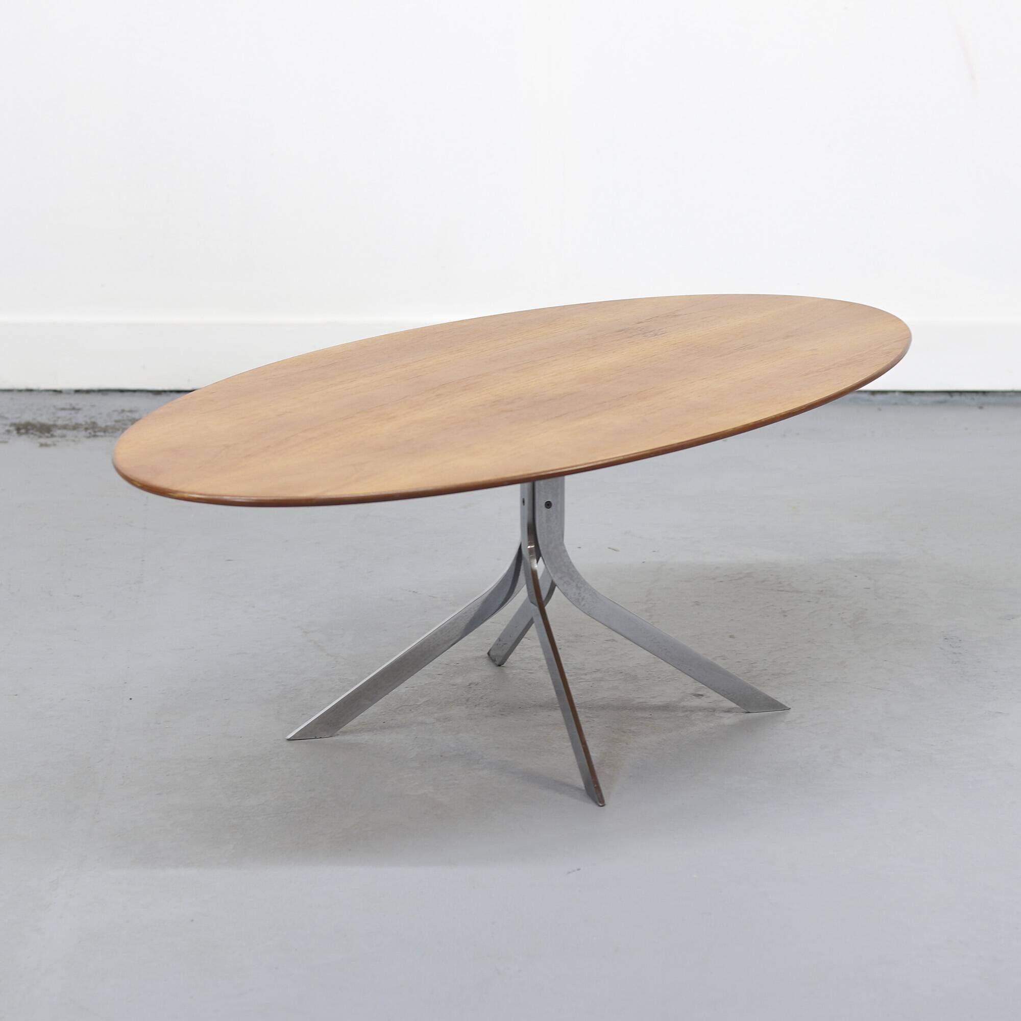 Vintage Mid-Century Design Modernist Coffee Table