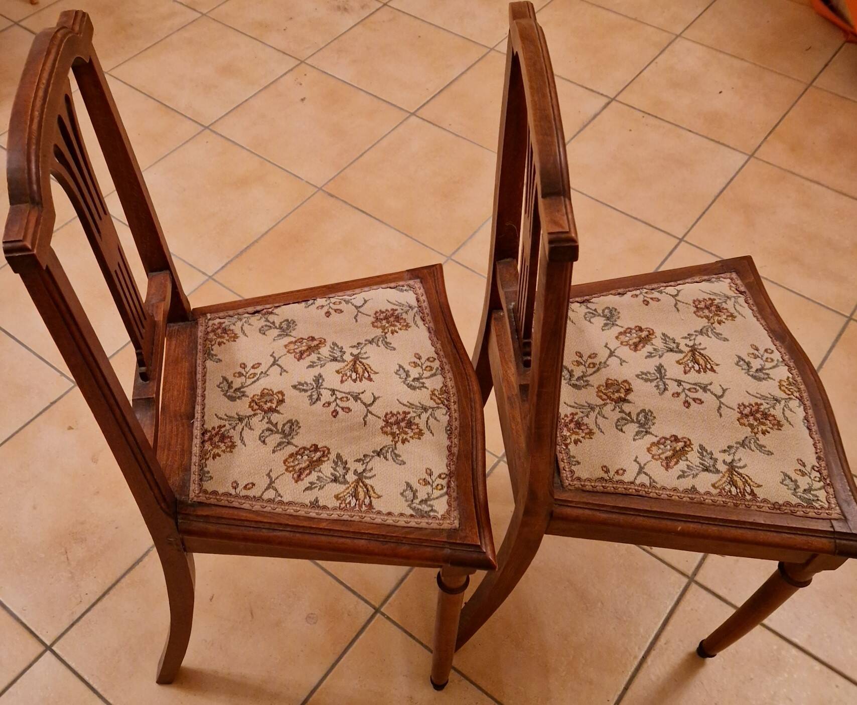 Restored pair of Louis XVI chairs – openwork backrest, solid wood