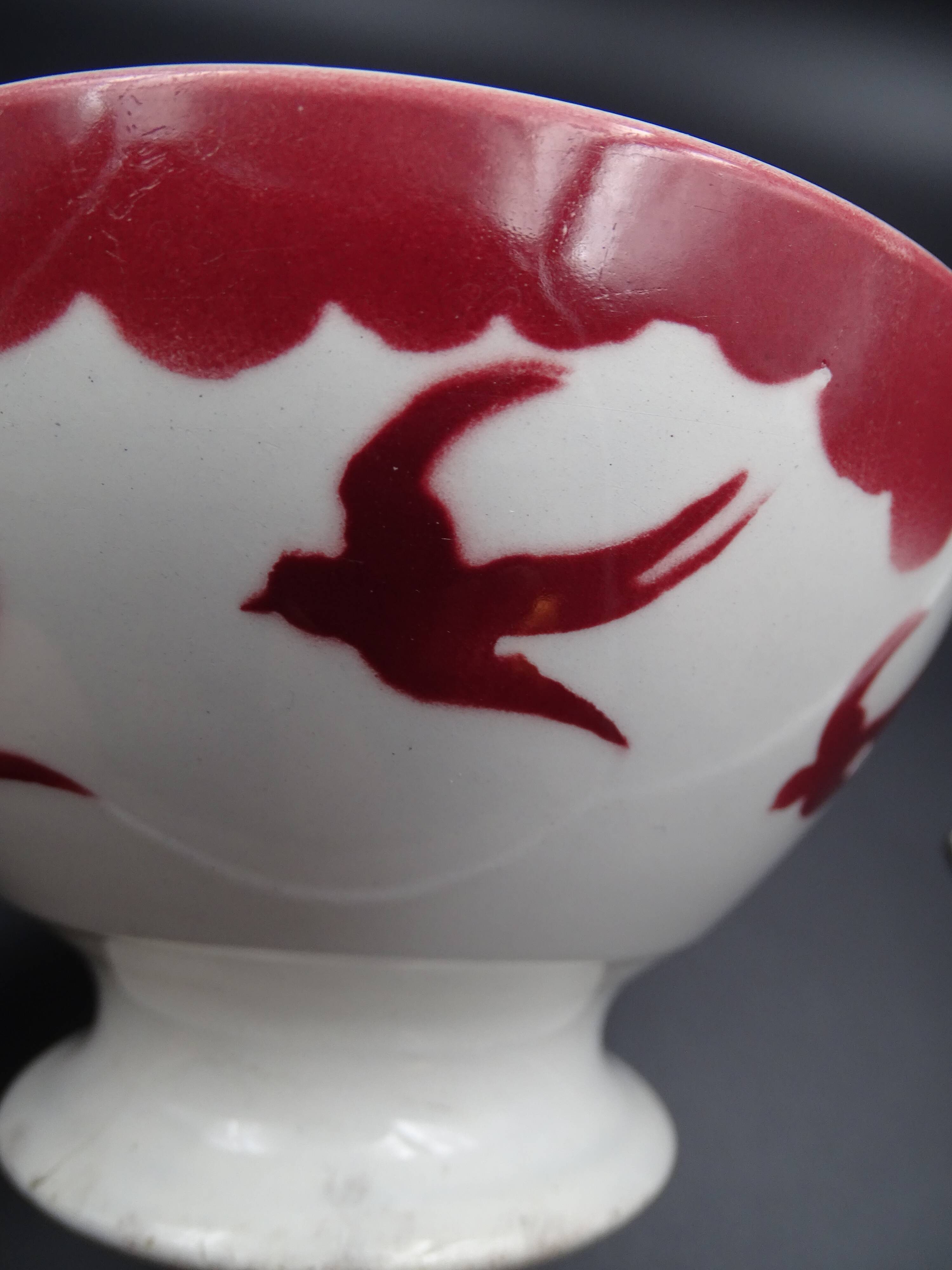 Saarland Digoin's Faience Bowl - Red Swallow Decoration - 1940