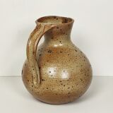 Sandstone pitcher