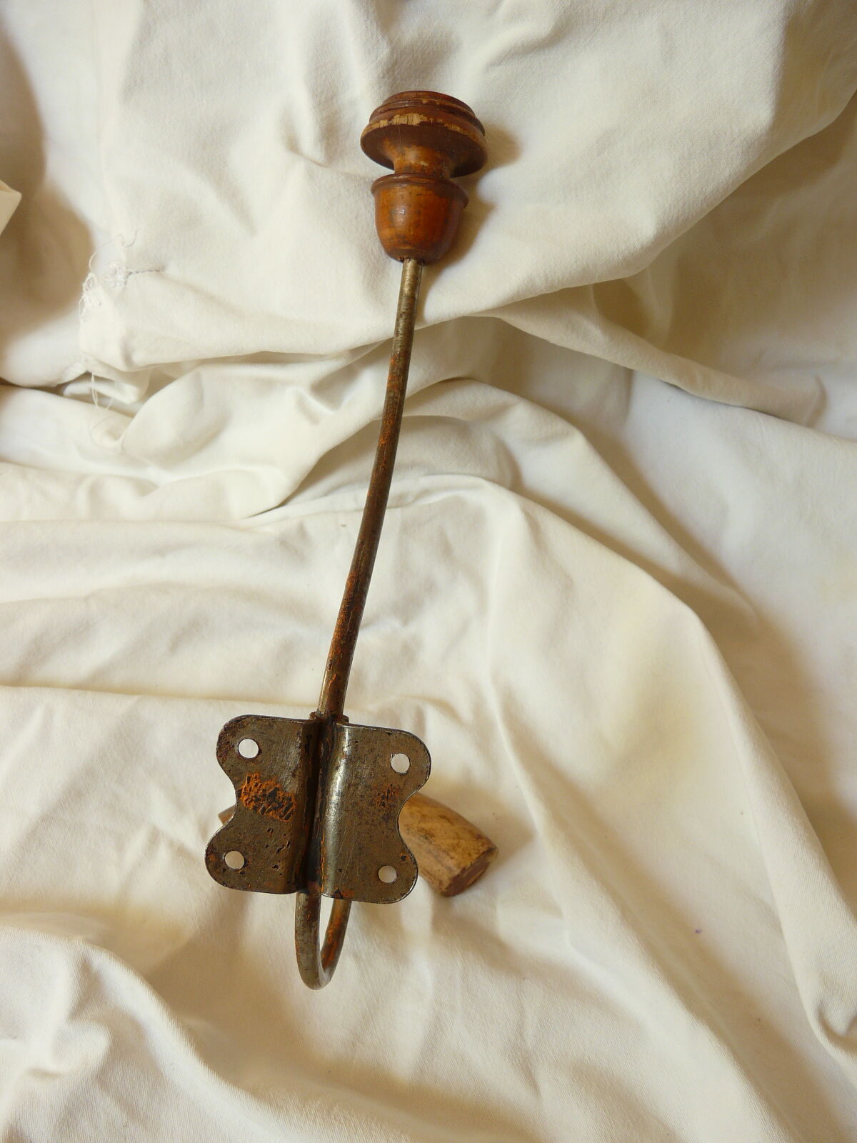 Double patère bois et métal