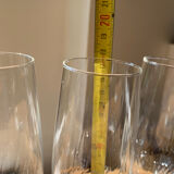 4 flutes stemmed glasses wine / champagne