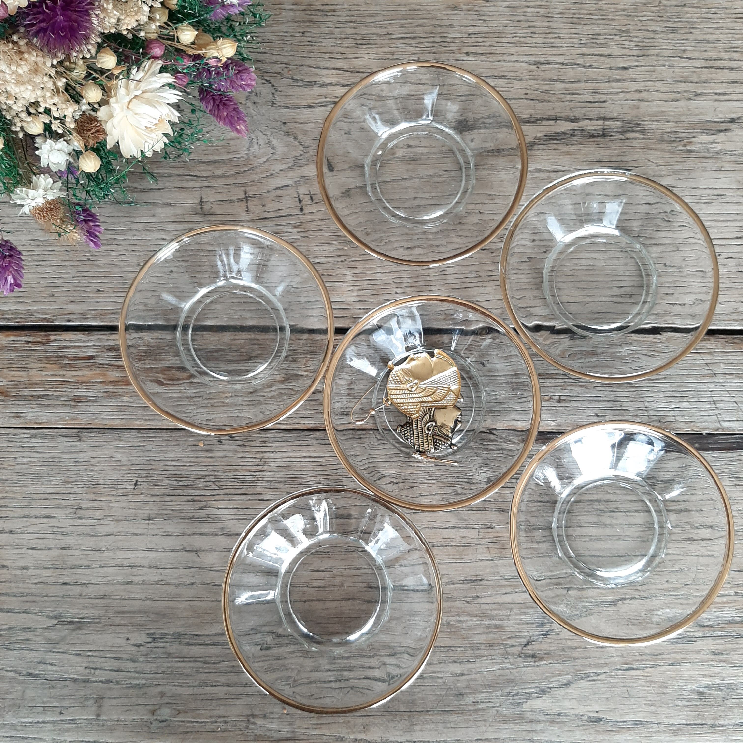 Lot 6 glass cups and gilding