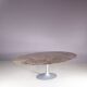Table ovale XL Tulip Eero Saarinen pour Knoll Int.