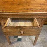 Desk desk in pitchpin early 20th century with drawer