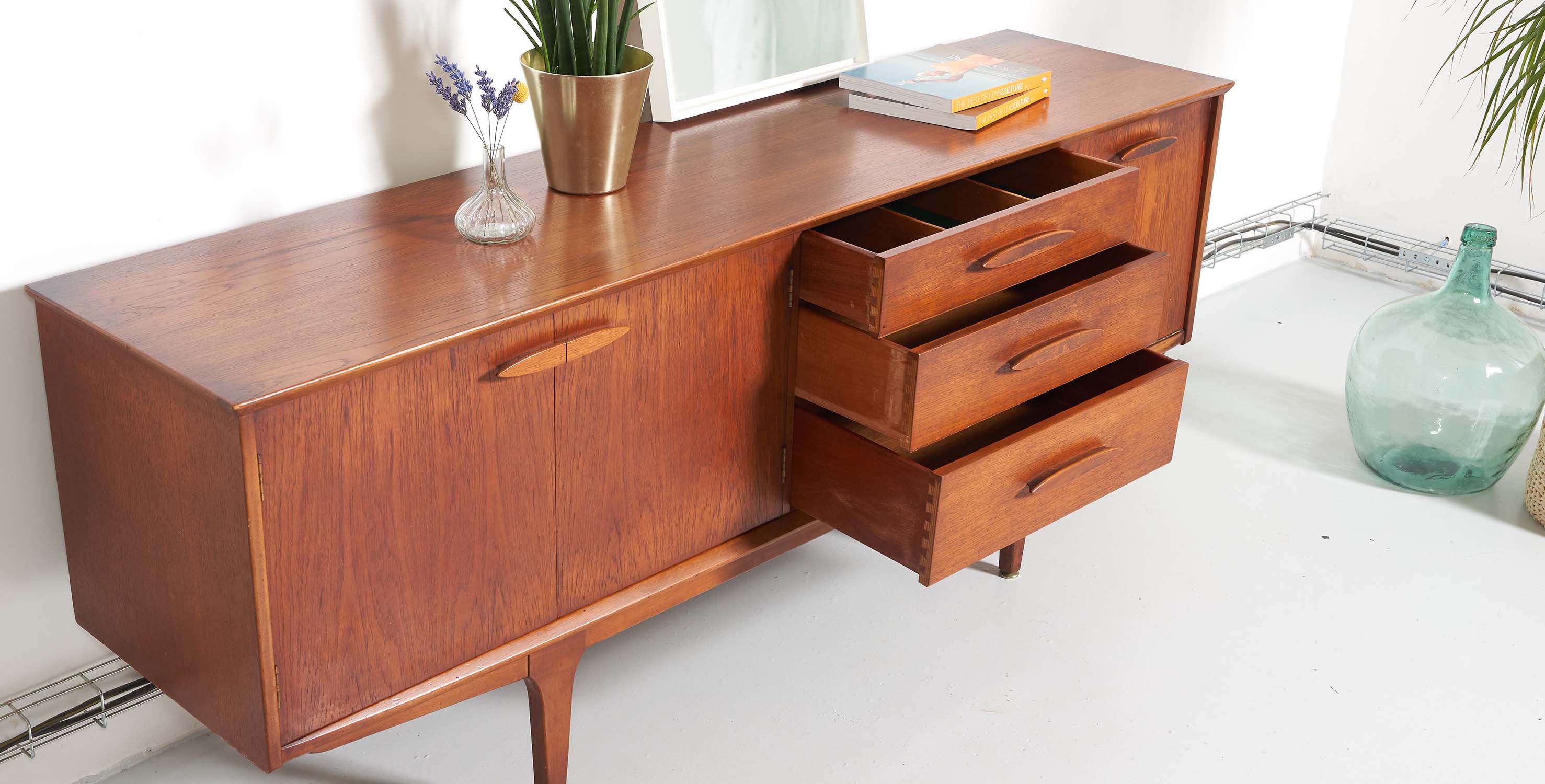 Enfilade Jentique vintage Scandinavian style