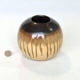 Glazed ceramic ball vase from the Broste Copenhagen brand
