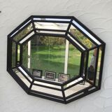 Octagonal mirror with parecloses