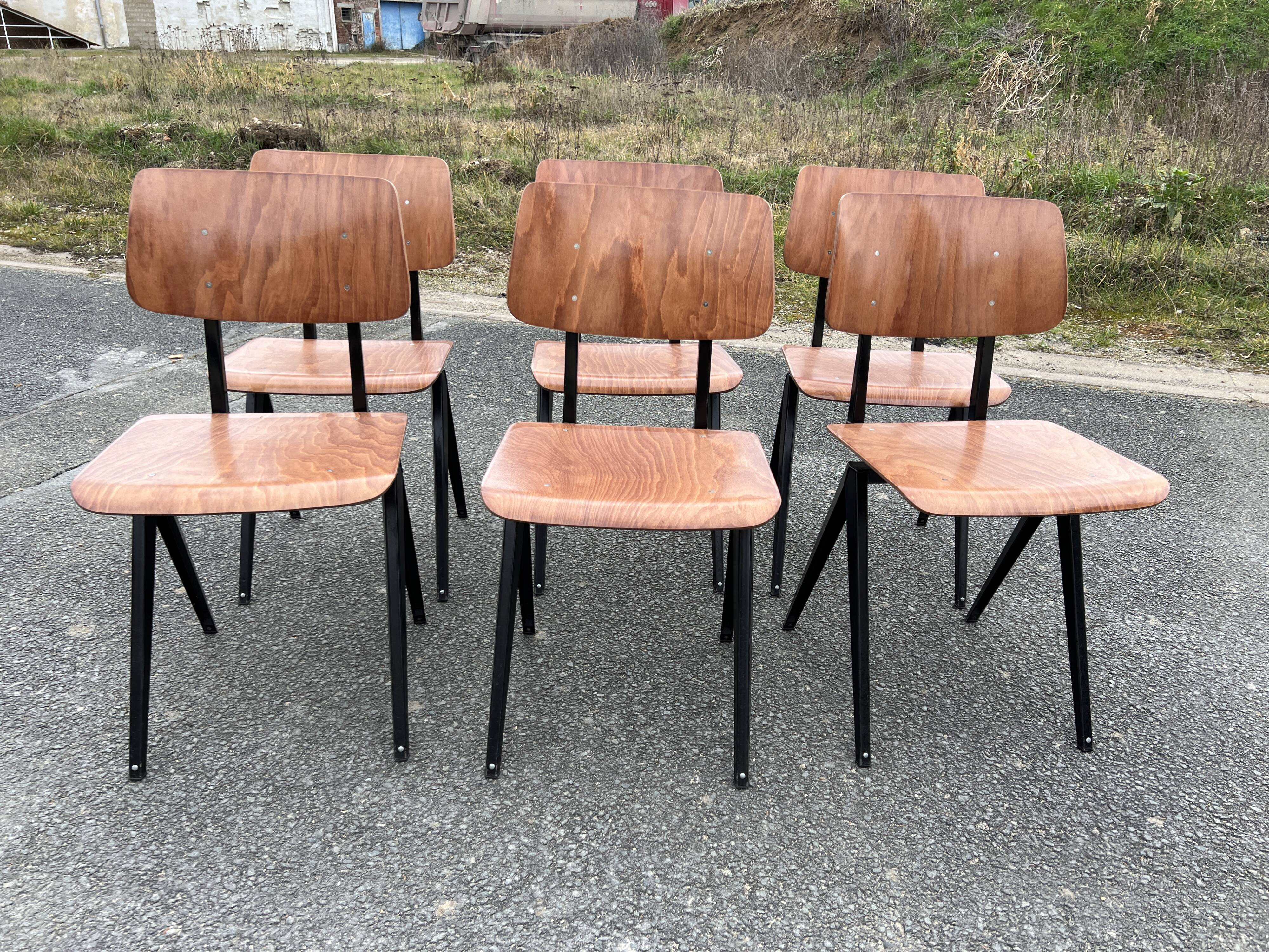 Set of 6 Galvanitas S16 chairs.