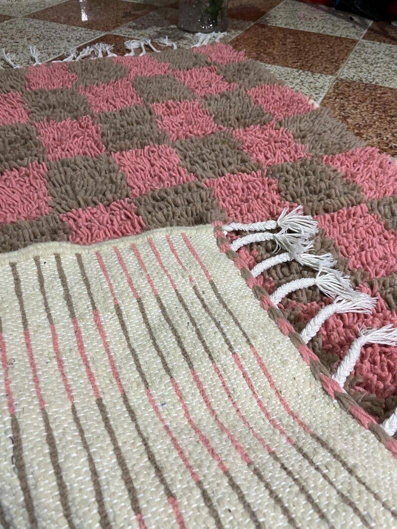 Handwoven pure wool rug, traditional style, size 100 x 200 cm