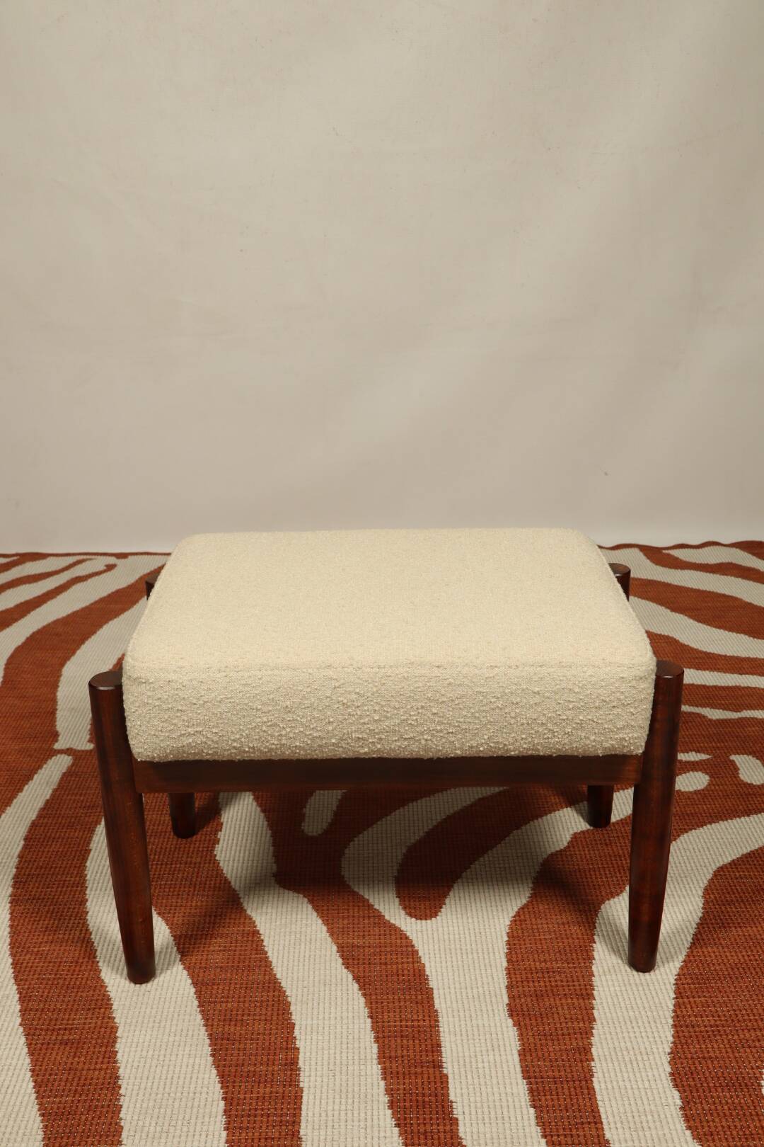 Scandinavian style set lounge chair and ottoman footrest in boucle fabric natural dark wood Mid Cent