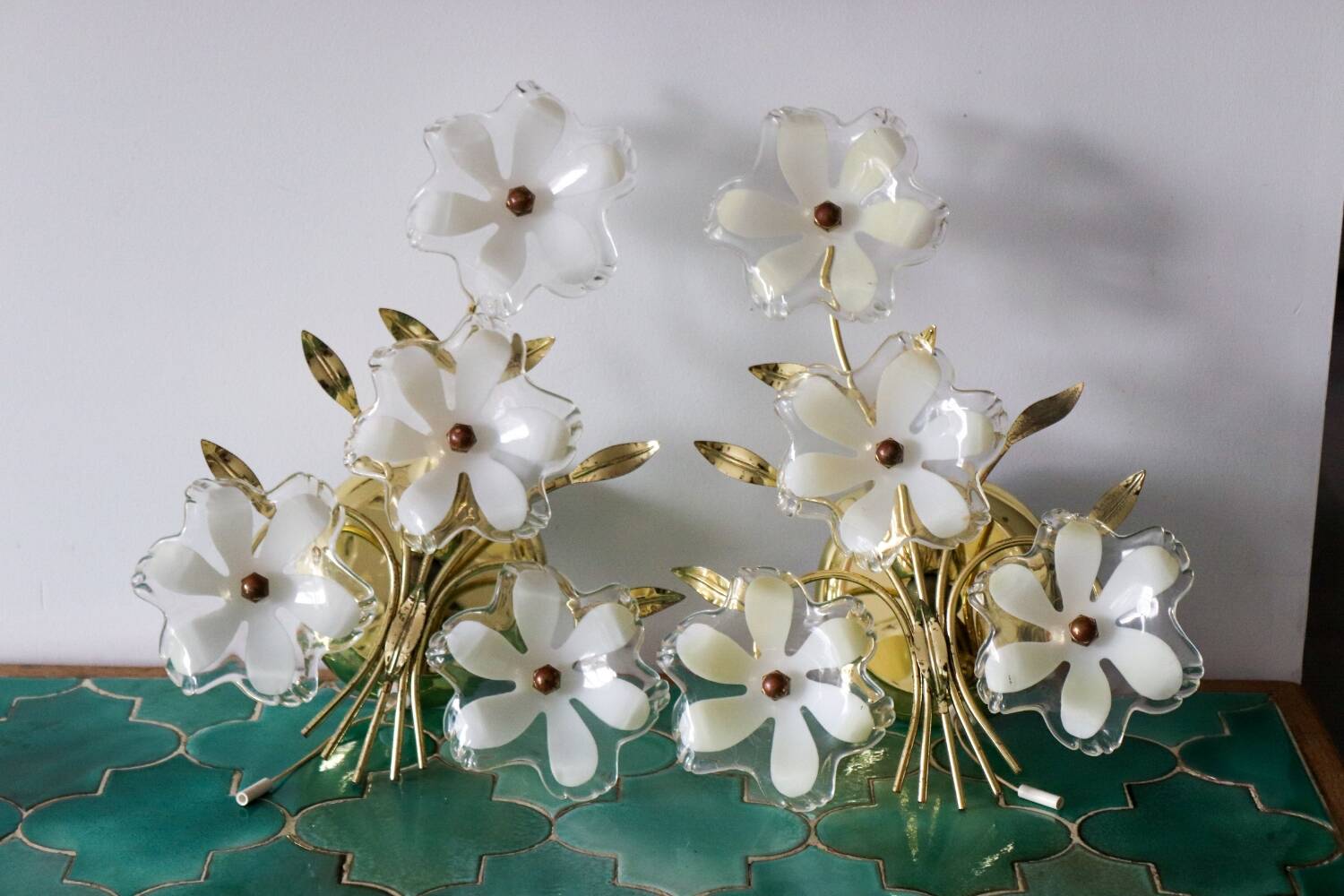 Two Eglo wall lights with vintage Murano flowers 70/80