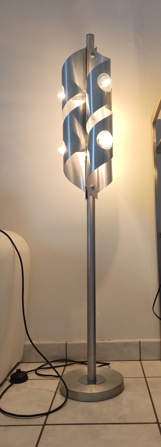 Vintage 1970 floor lamp
