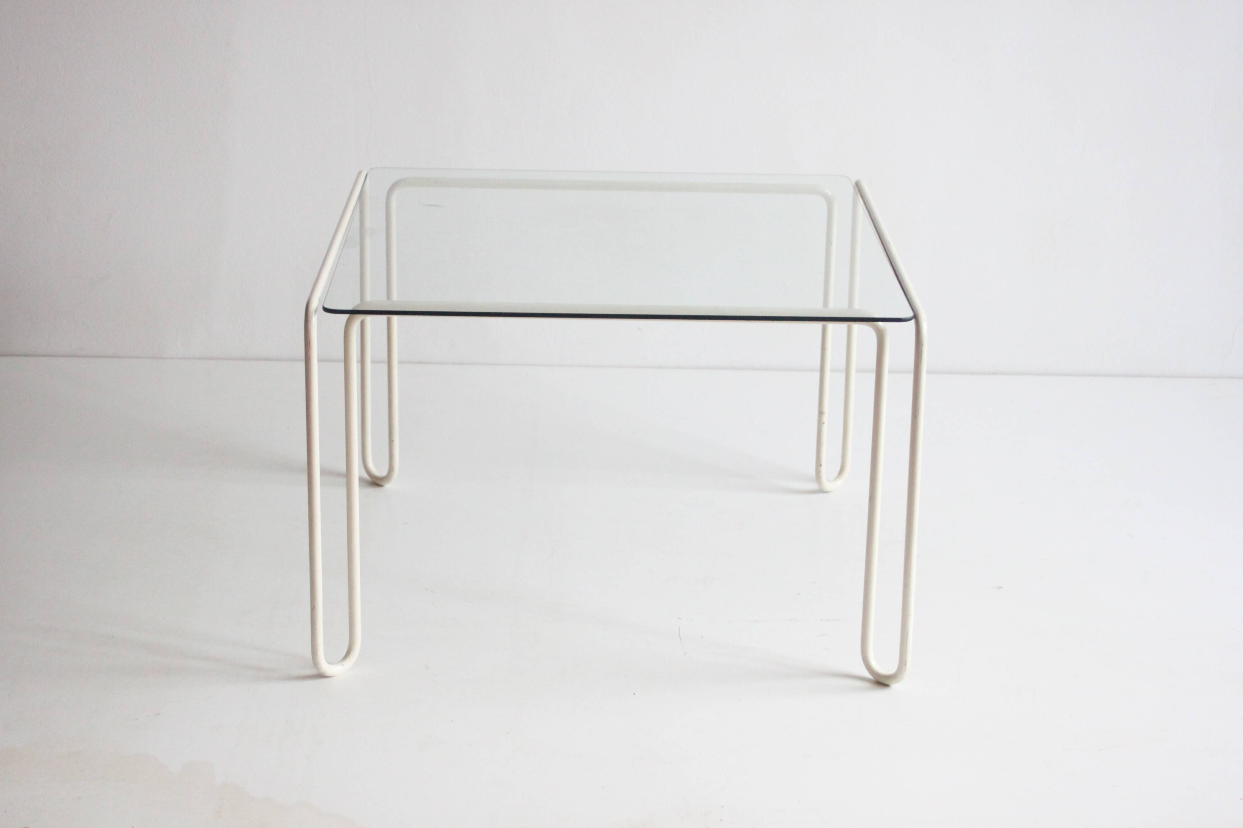 Table basse vintage à structure en métal courbé, 1960